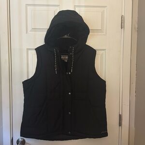 Women’s Eddie Bauer Black Puffer Vest Faux Fur Lined with Hood Size 2XL